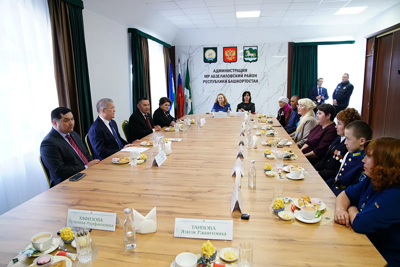 Глава республики передал ордена Шаймуратова семьям погибших военнослужащих