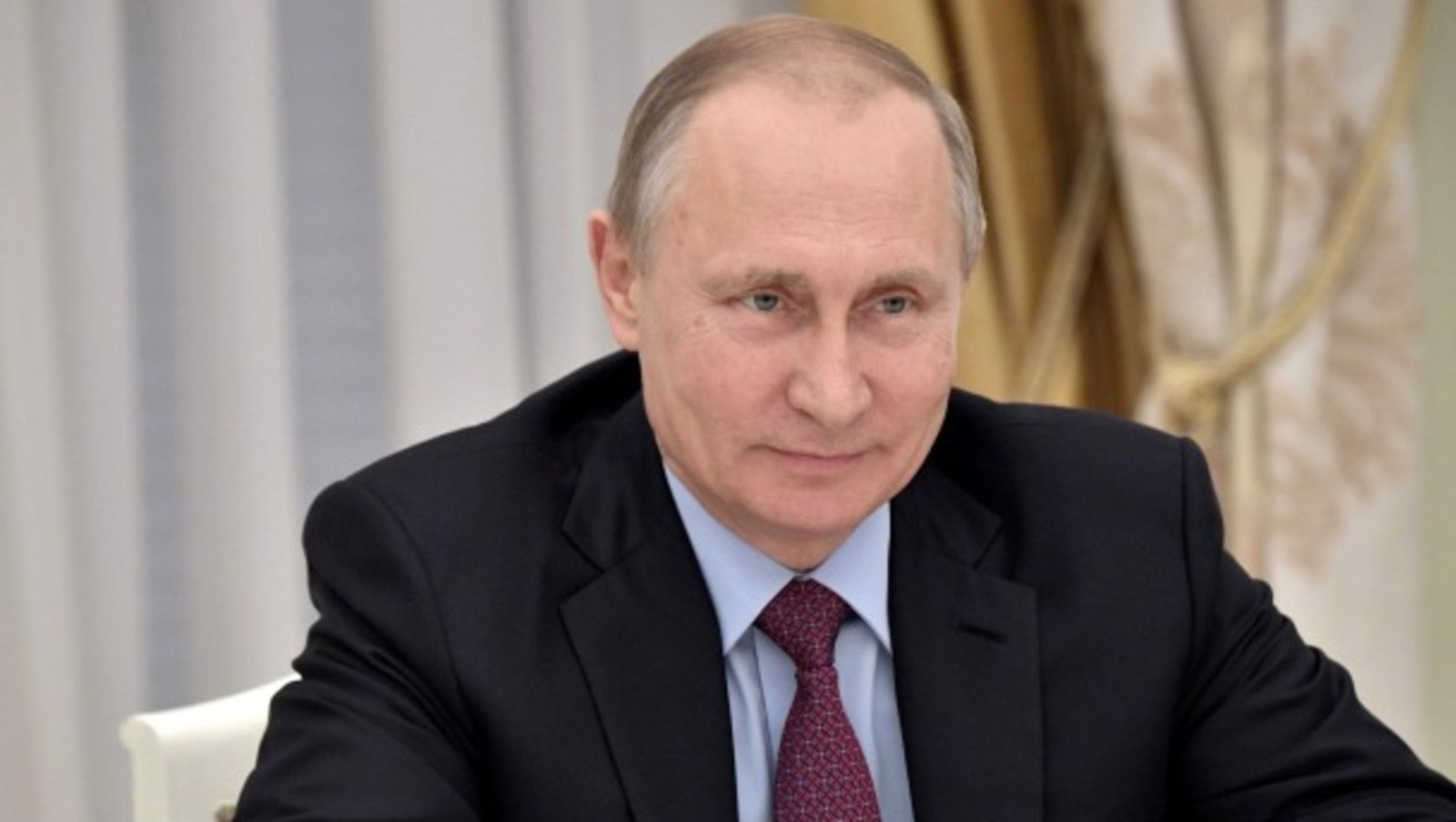 Владимир Путин наградил работников отрасли печати Башкортостана