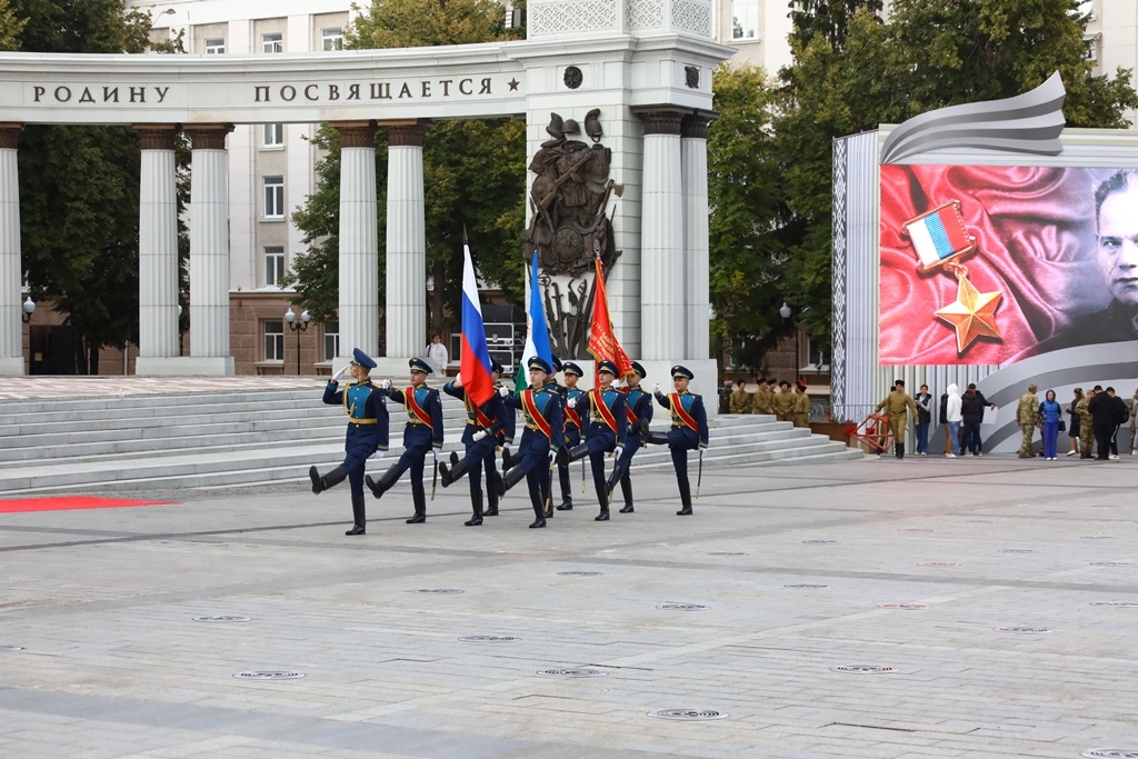 В день рождения Героя России Минигали Шаймуратова в Уфе прошёл фестиваль патриотической песни «Время героев»