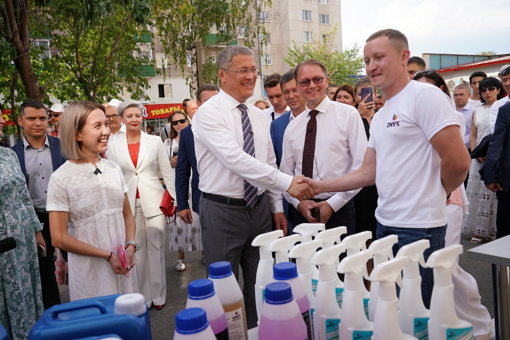 Радий Хабиров поздравил жителей Кумертау с 70-летием города
