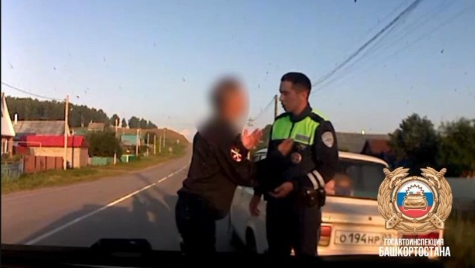 В Башкирии лжеполицейский, ударивший сотрудника ГИБДД, лишился автомобиля