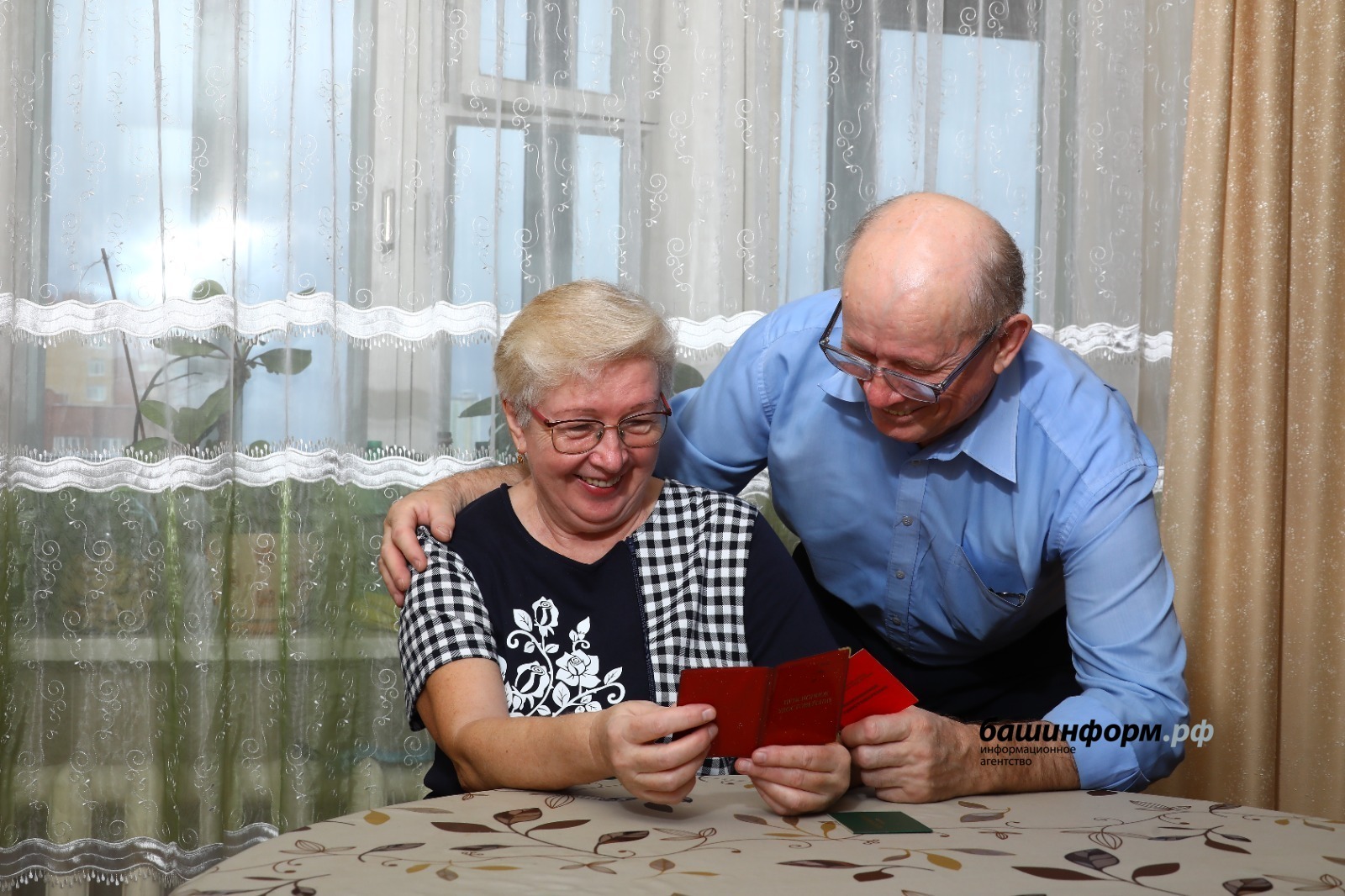 Пенсионеры досрочно получат  пенсии