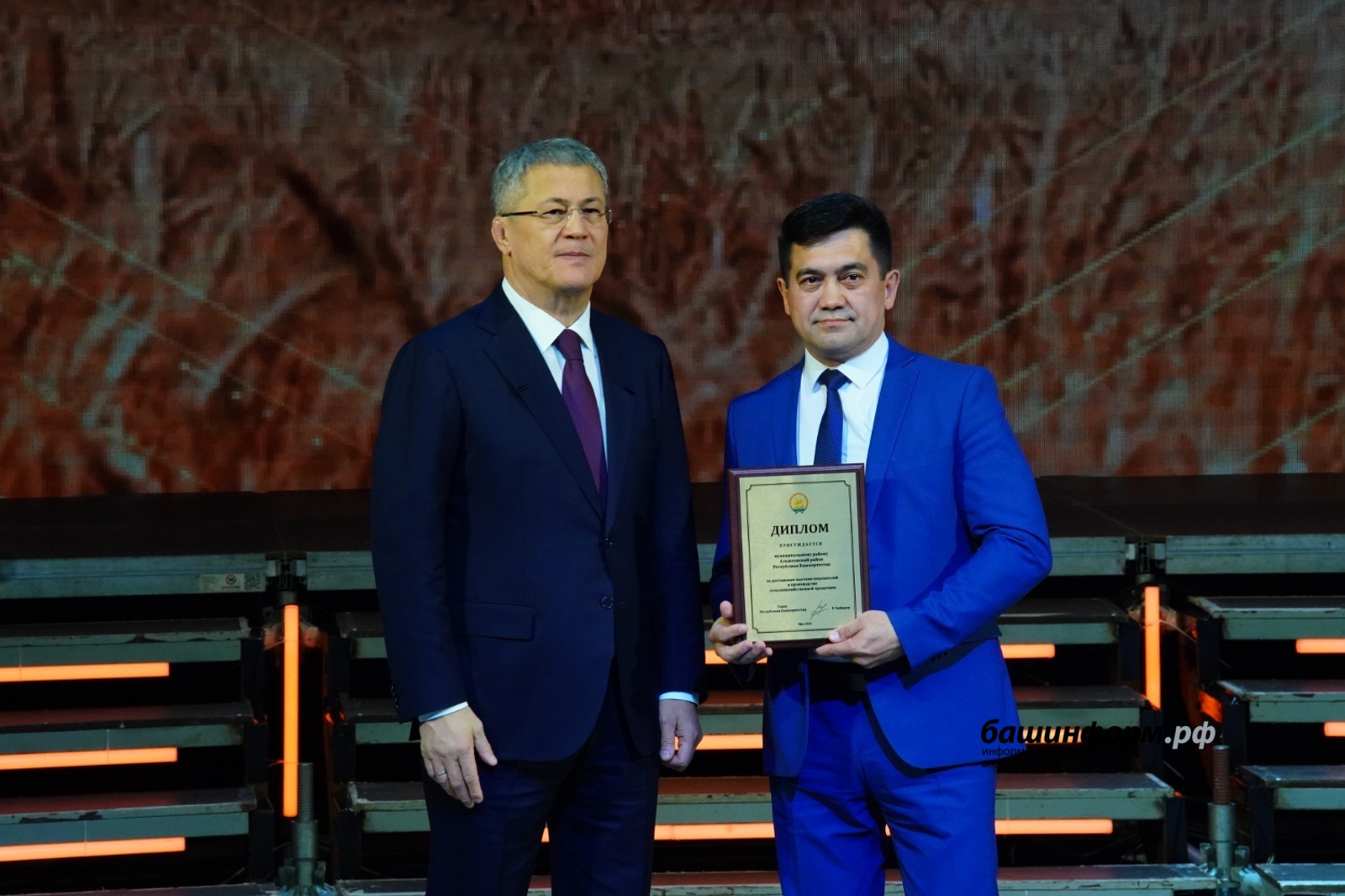 Альшеевские аграрии снова в числе лидеров