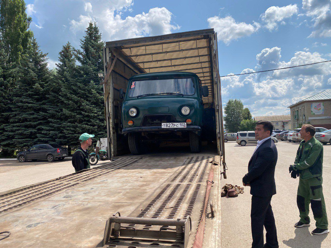 Очередной гуманитарный груз готов к отправлению