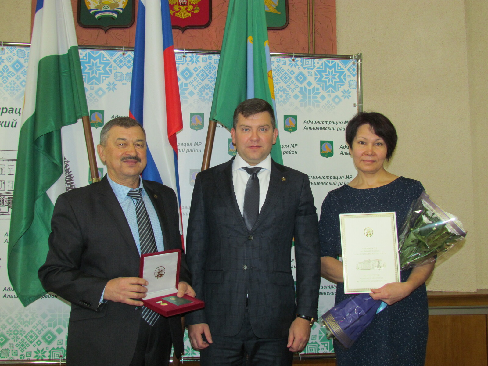 Заслуженных наград удостоились альшеевские аграрии