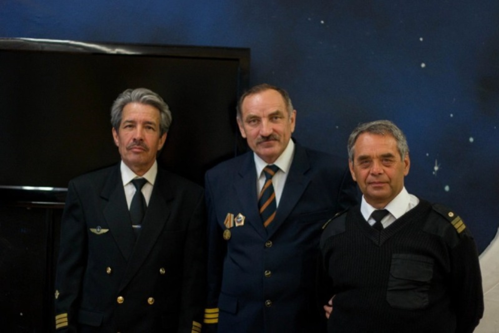 Спустя 25 лет после спасения пассажиров башкирские летчики получили награду