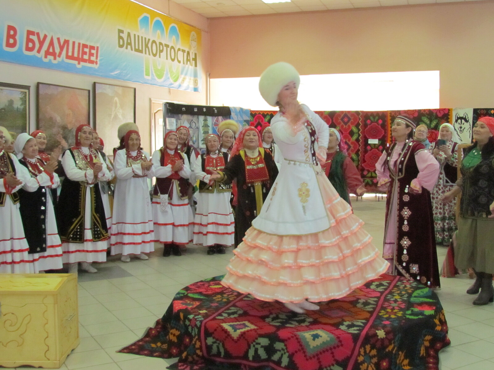 В Башкирии работникам культуры, переехавшим в села или малые города, выдадут по миллиону рублей