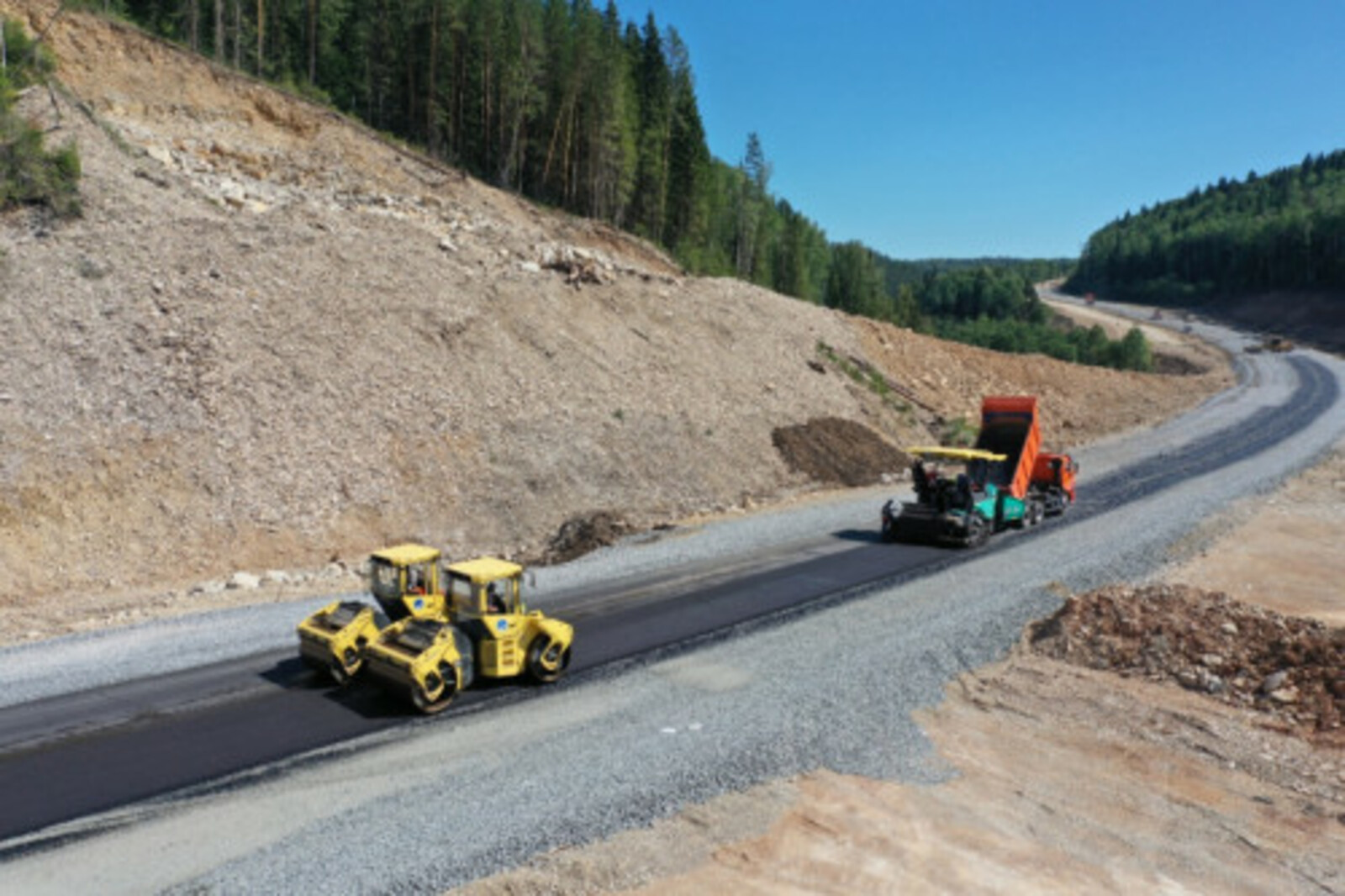 За четыре года реализации нацпроекта «Безопасные качественные дороги» привели в нормативное состояние 1328 км дорог
