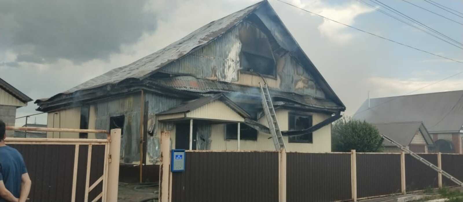 В пожаре в селе Раевский погибла женщина