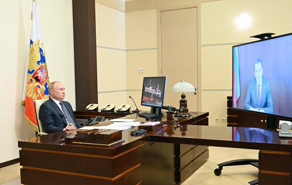 Путин призвал врио главы Белгородской области решить вопрос с нехваткой врачей в регионе