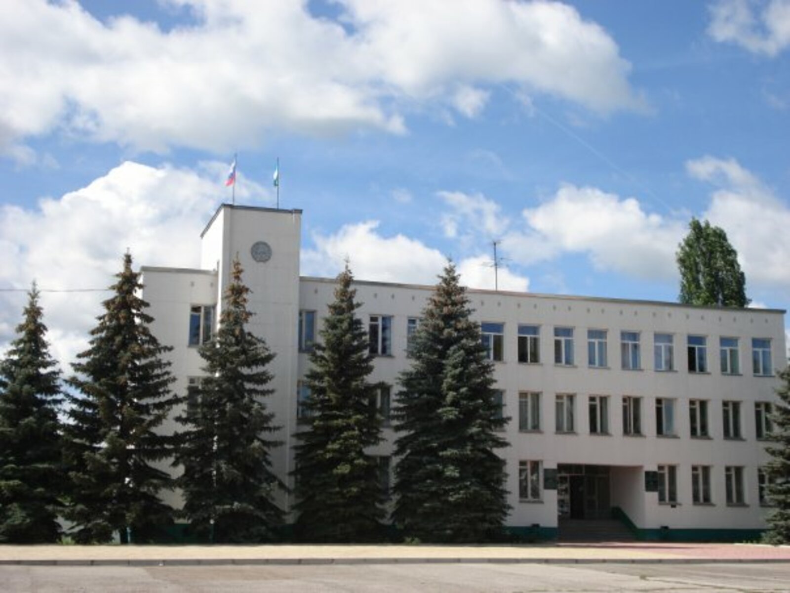 Муниципалитеты Башкирии, в их числе и администрация Альшеевского района, перечислили дневной заработок жителям ЛНР