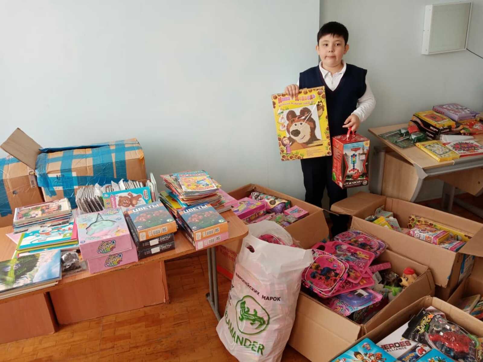 Башкирский лицей отправил гуманитарную помощь детям Донбасса