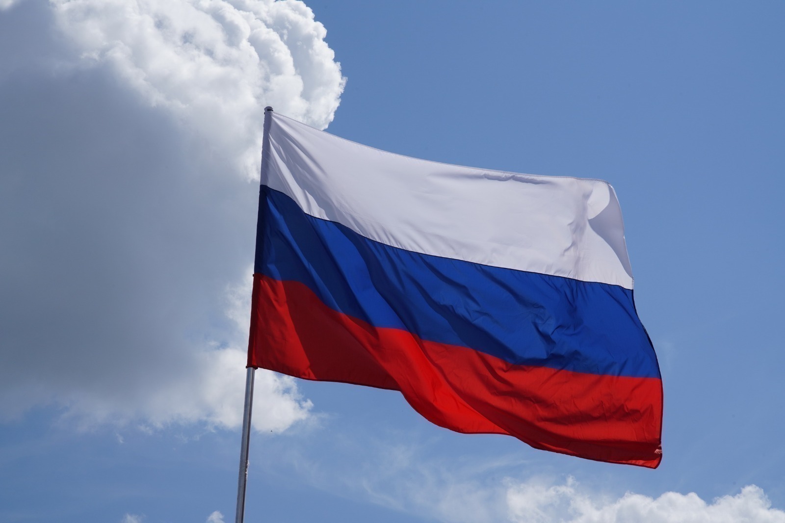 Путин ввел в стране новый военный праздник