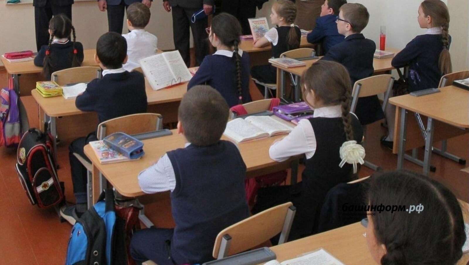 Инструкцию по действиям педагогов в случае конфликта распространят в школах