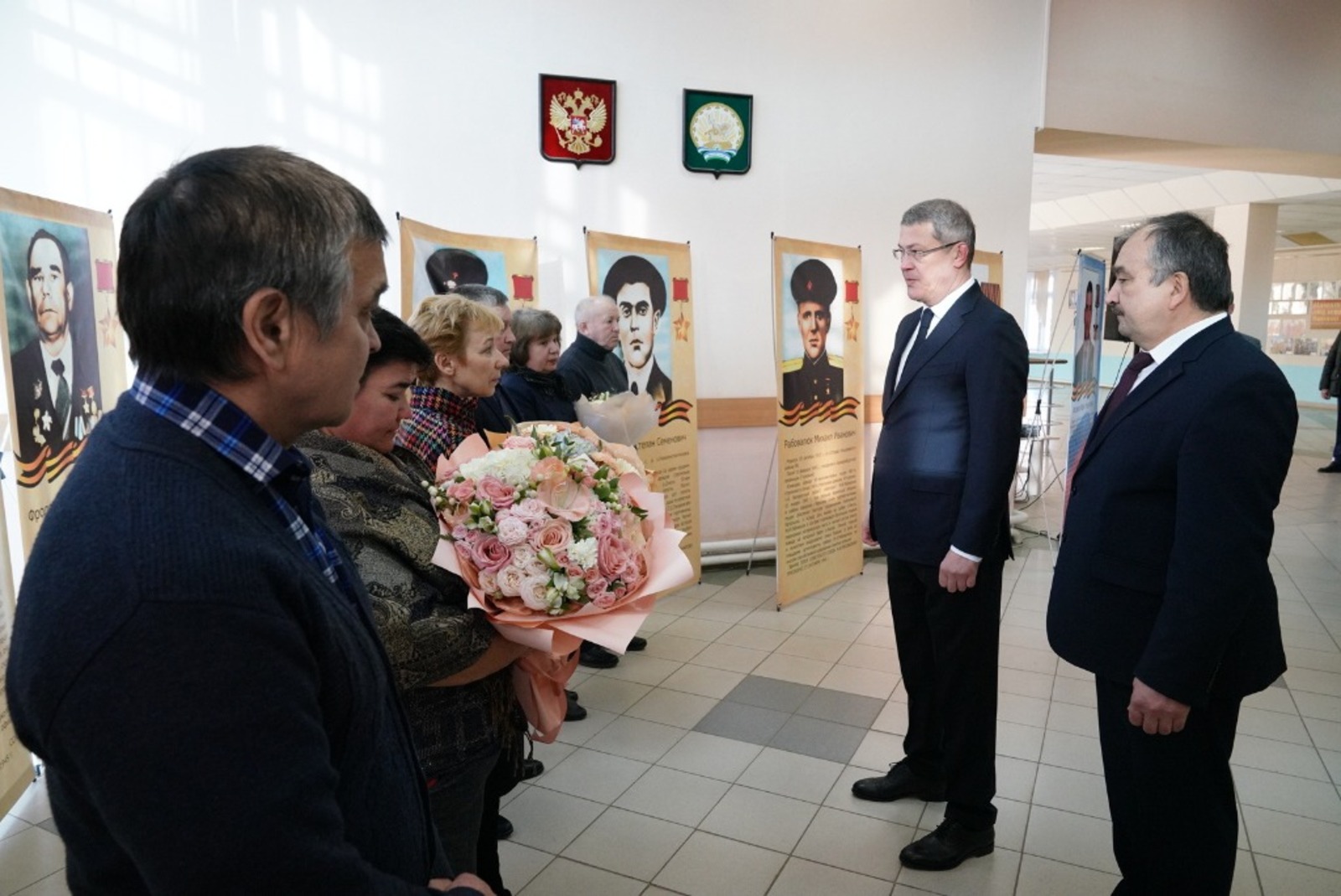 Радий Хабиров встретился с родителями погибших в зоне СВО альшеевских парней