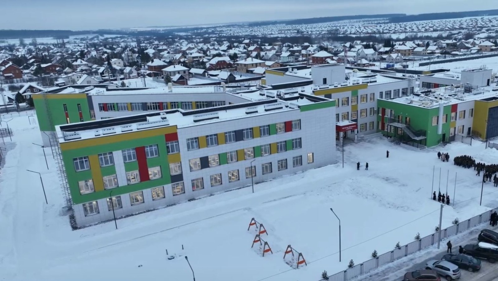 В первый рабочий день года в Башкирии открыли новую школу