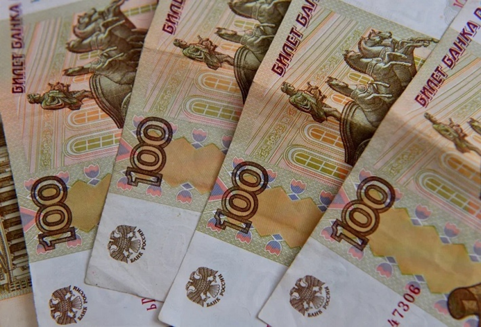 В Башкирии минимальная зарплата составит почти 33 тысячи рублей