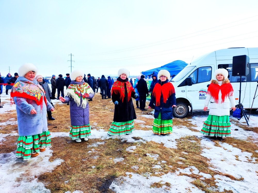 В Альшеевском районе прошли захватывающие зимние конноспортивные скачки