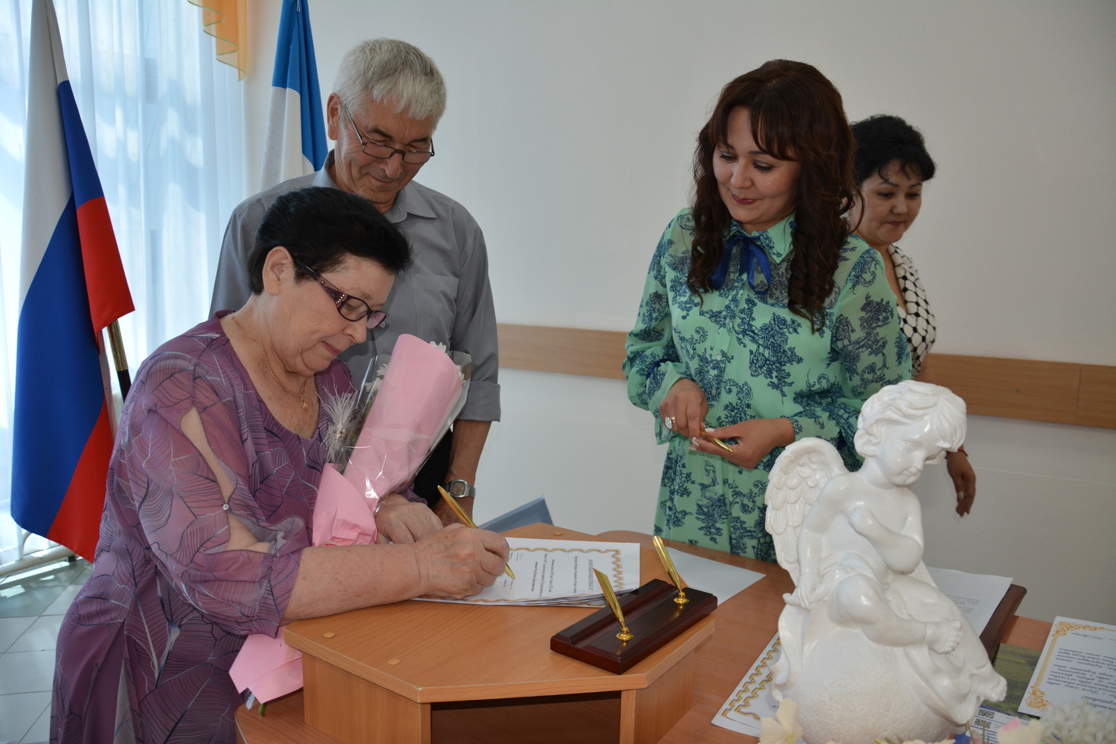 Чувства, зарожденные в волшебный праздник