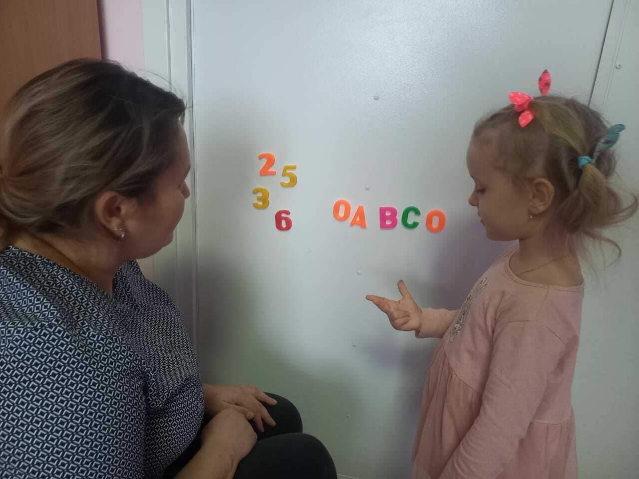 В детсаде №1 с. Раевский обучают детей трем языкам