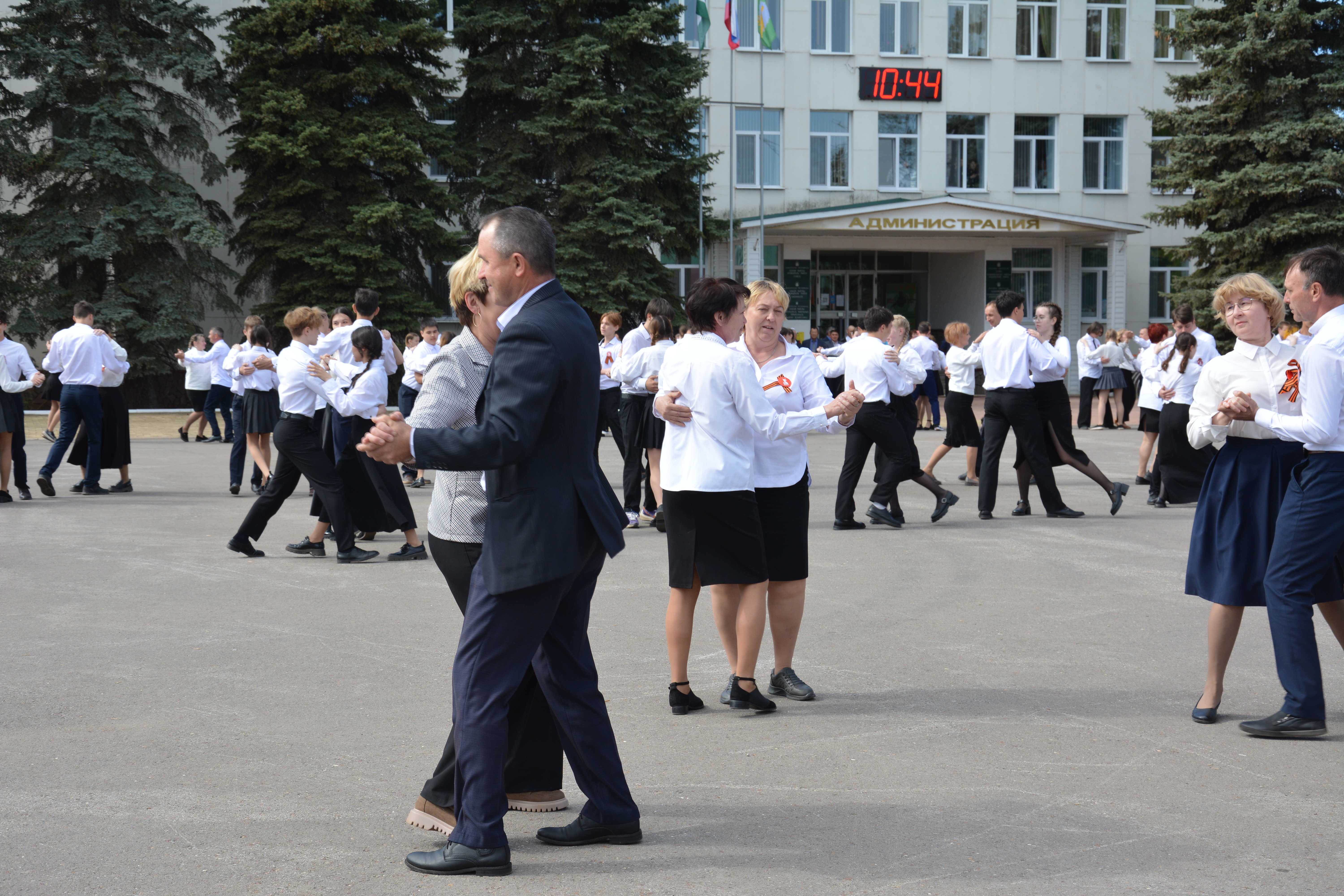 Альшеевский район присоединился к акции "Вальс Победы"