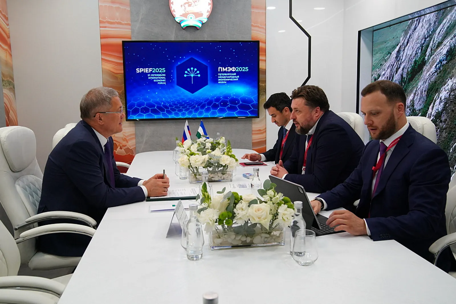 Заключено соглашение о создании сети машинно-технологических станций