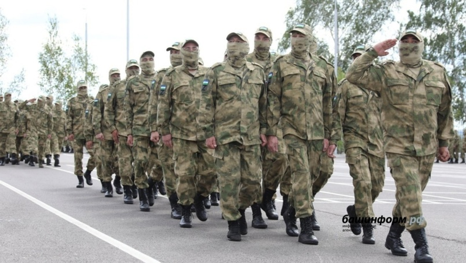 В Башкирии продлили срок единовременных выплат контрактникам СВО