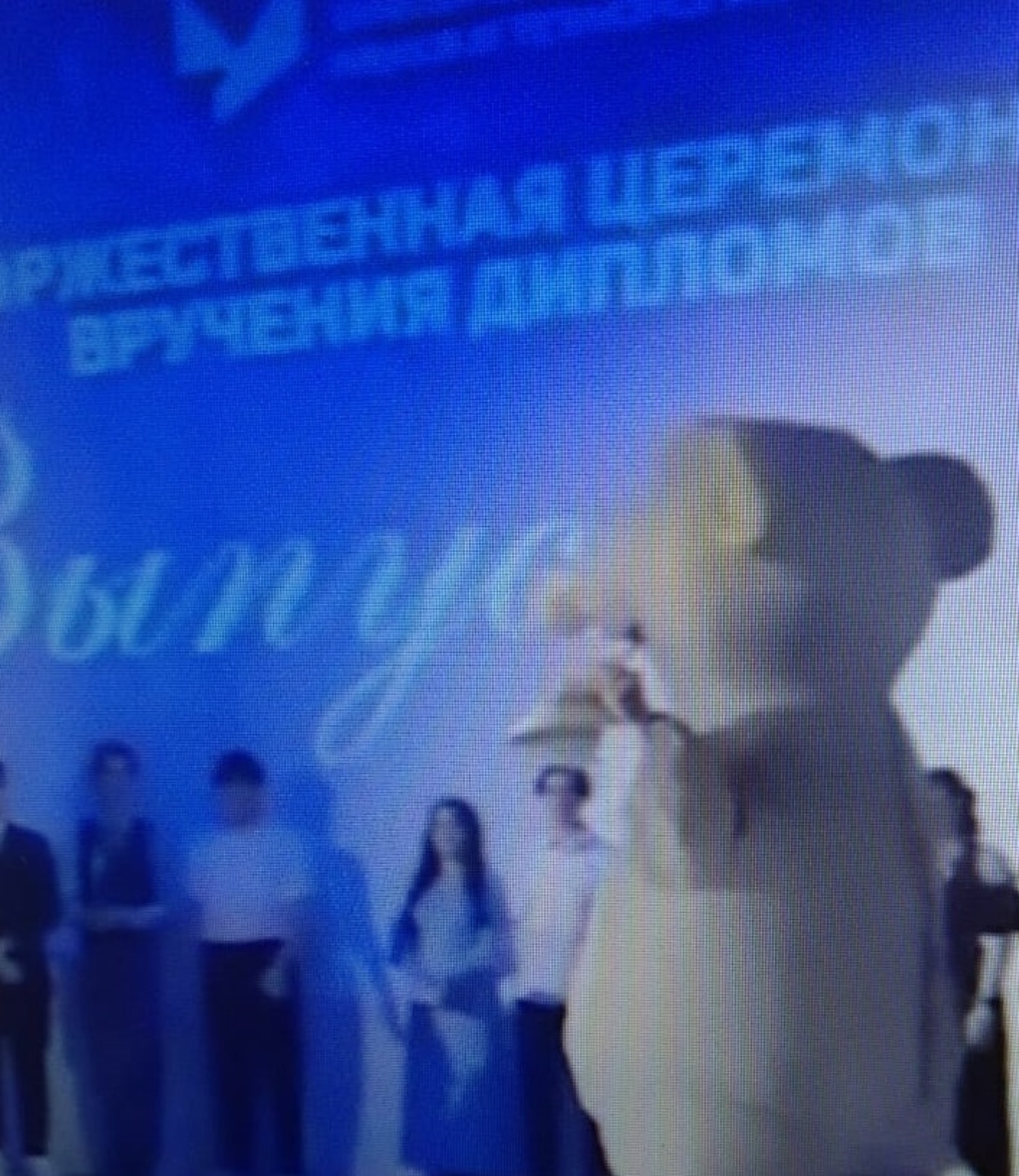 На  выпускной  в Уфе пожаловала огромная крыса