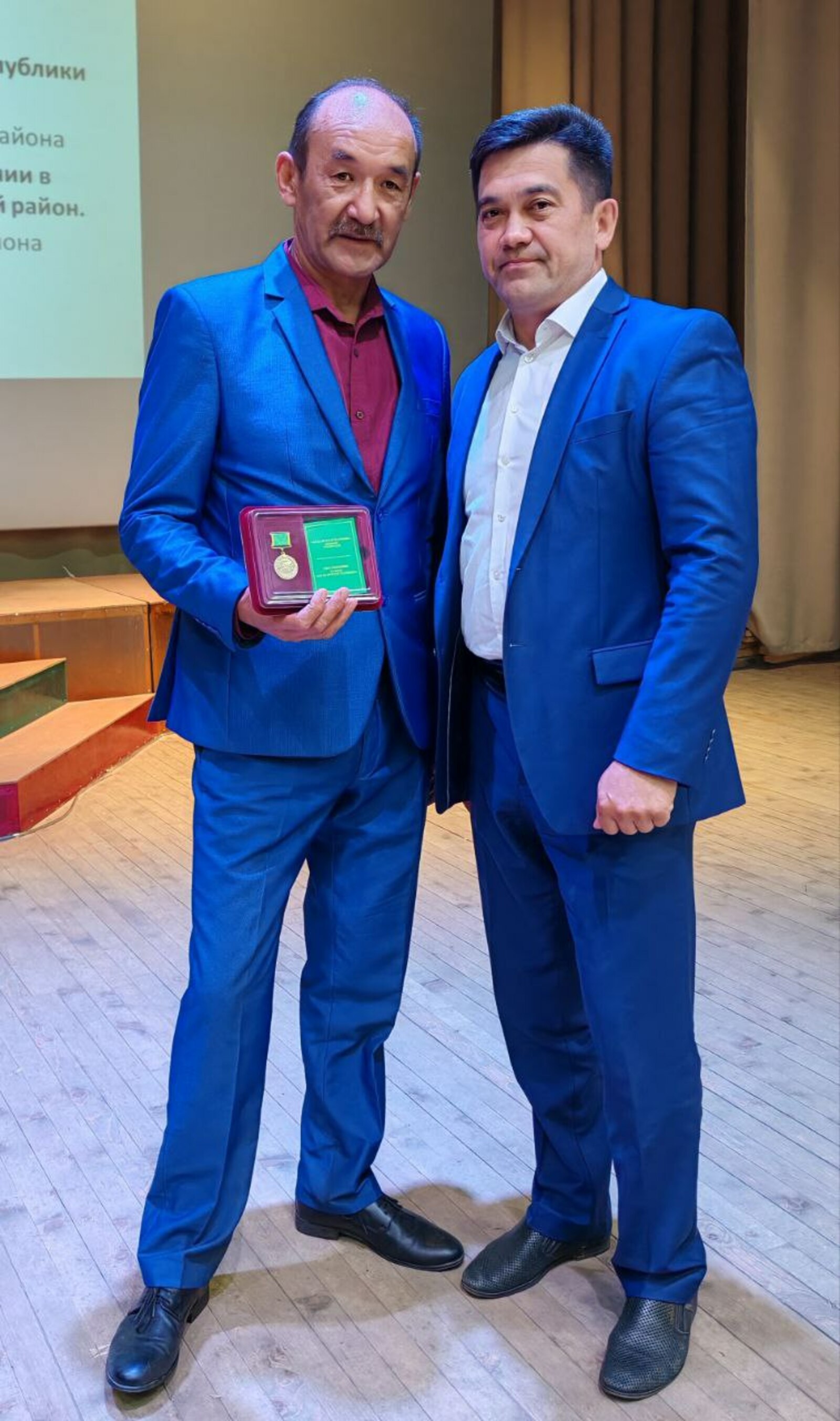 Работник культуры Альшеевского района удостоен высокой награды