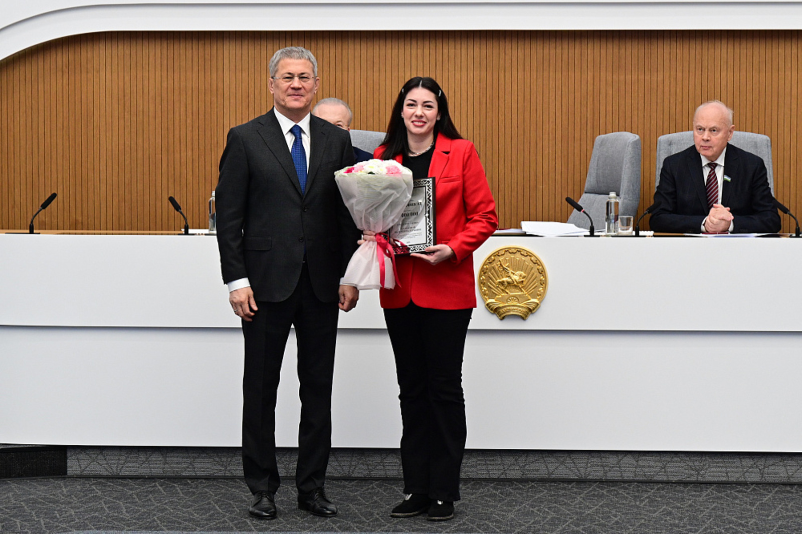 Глава Башкирии наградил участников проекта «Сельский тренер»