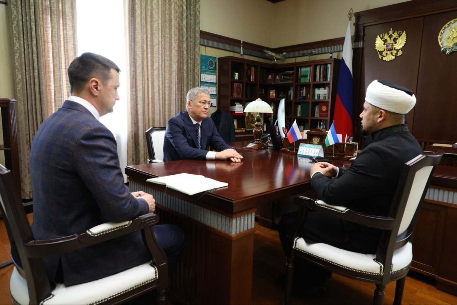Глава Башкирии принял решение оказать гуманитарную помощь мирным жителям Газы