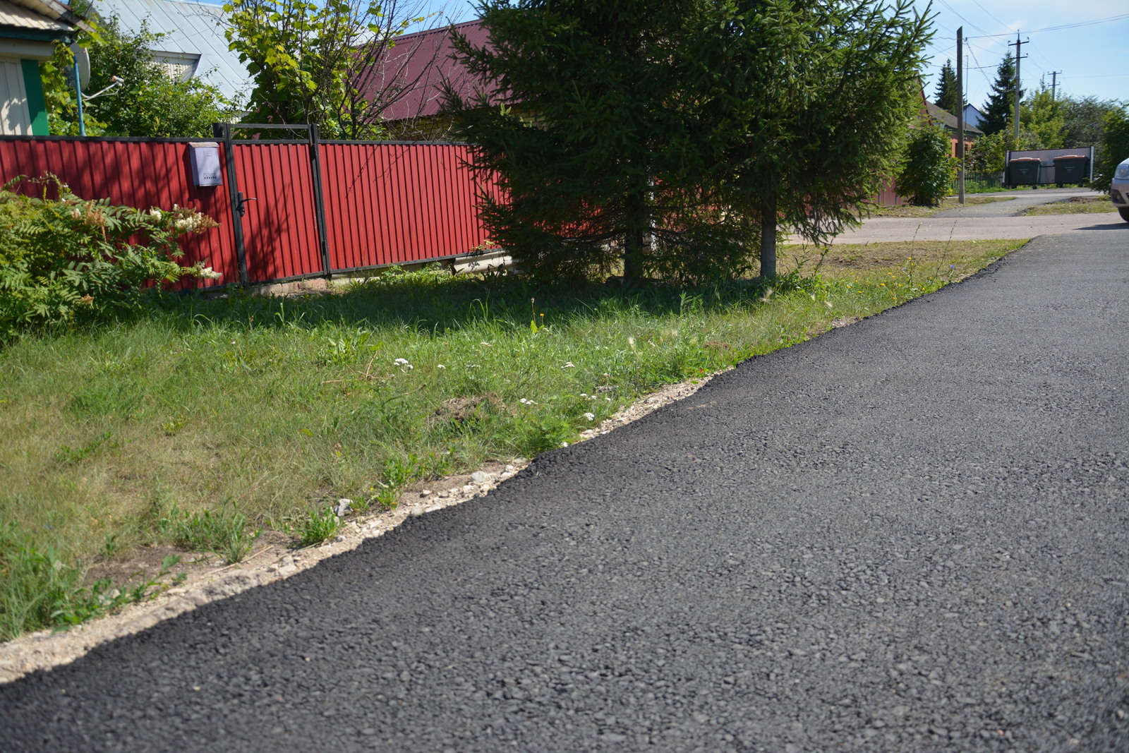 Благоустройство пешеходных тротуаров в Раевском