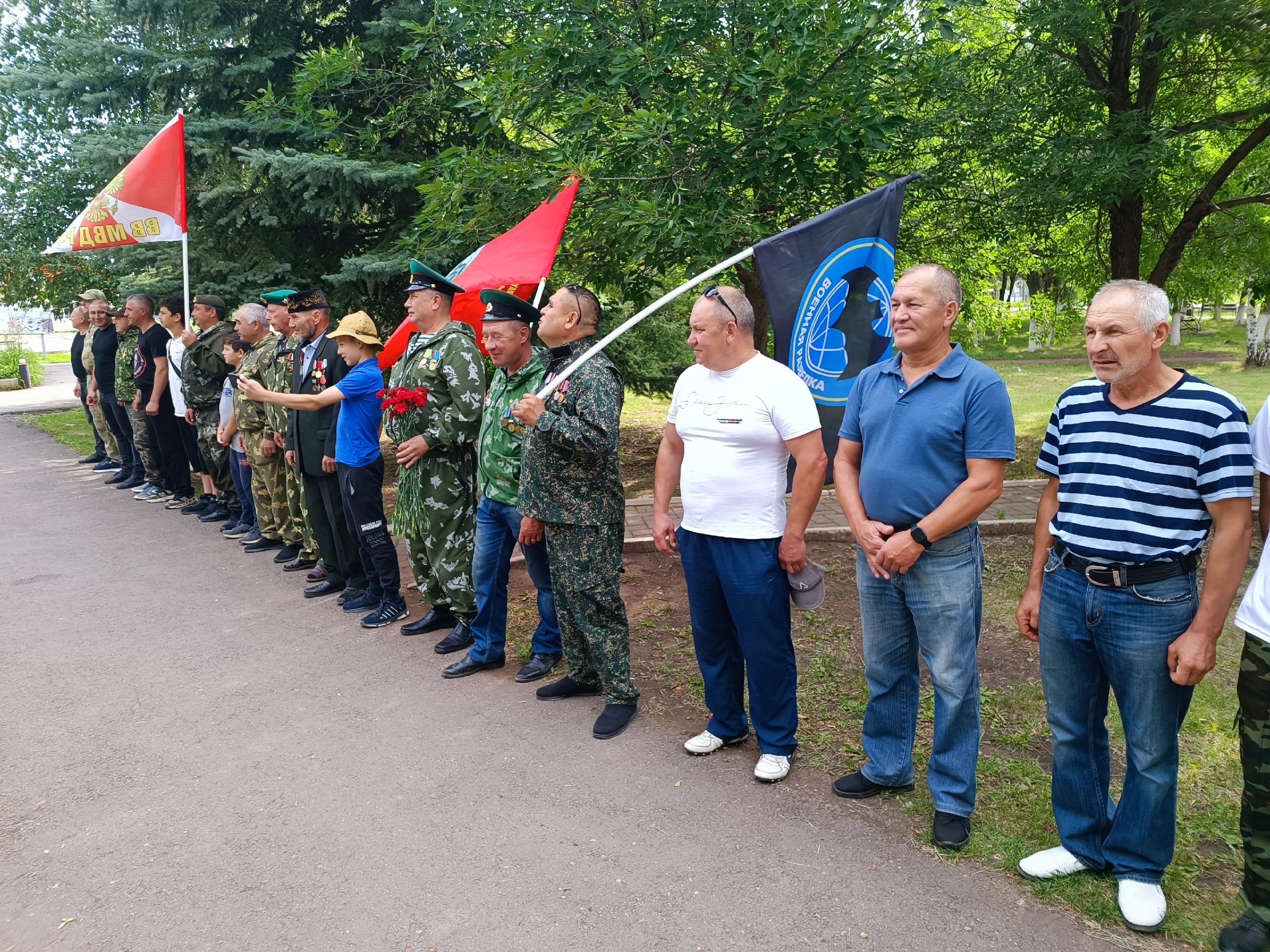 В селе Раевский прошёл митинг, посвящённый Дню ветерана боевых действий