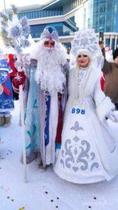 В параде Снегурочек и Дедов Морозов в Уфе приняли участие и  альшеевцы