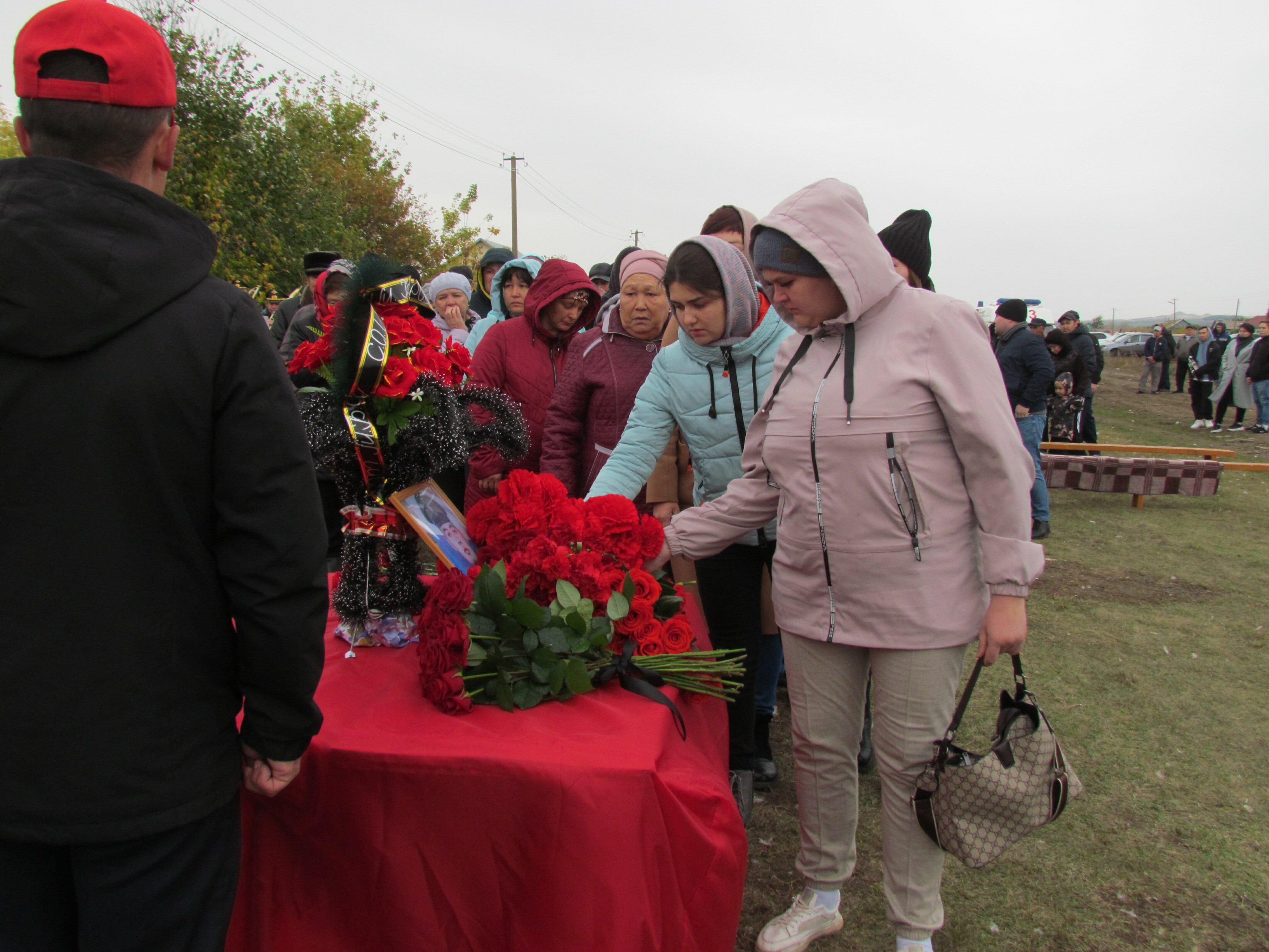 В Альшеевском районе Башкирии простились с погибшим в ходе спецоперации на Украине Айбулатом Габдулмановым