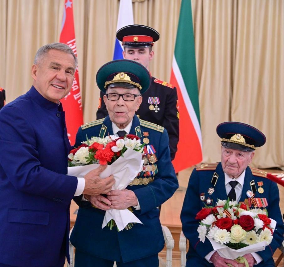 Жители села Трунтаишево встретились с земляком - 99-летним участником войны