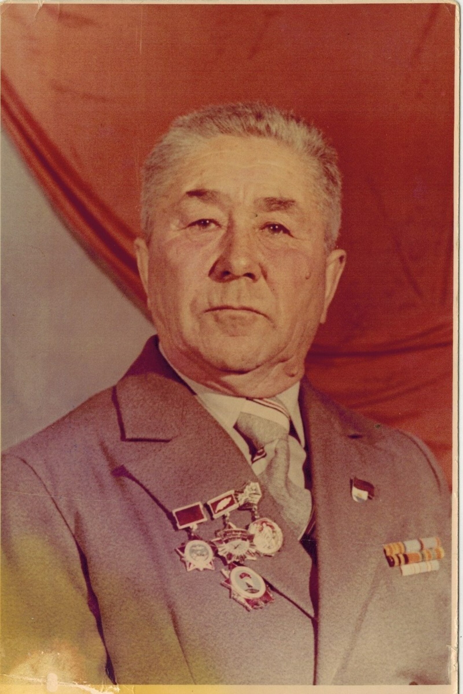 Мы гордимся тобой, отец!