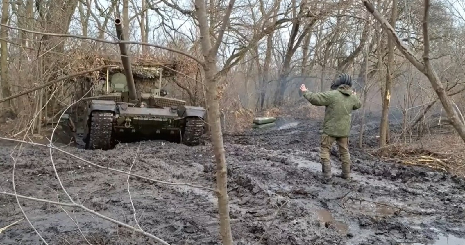 Бойцы танкового батальона из Башкирии отразили атаку дрона-камикадзе