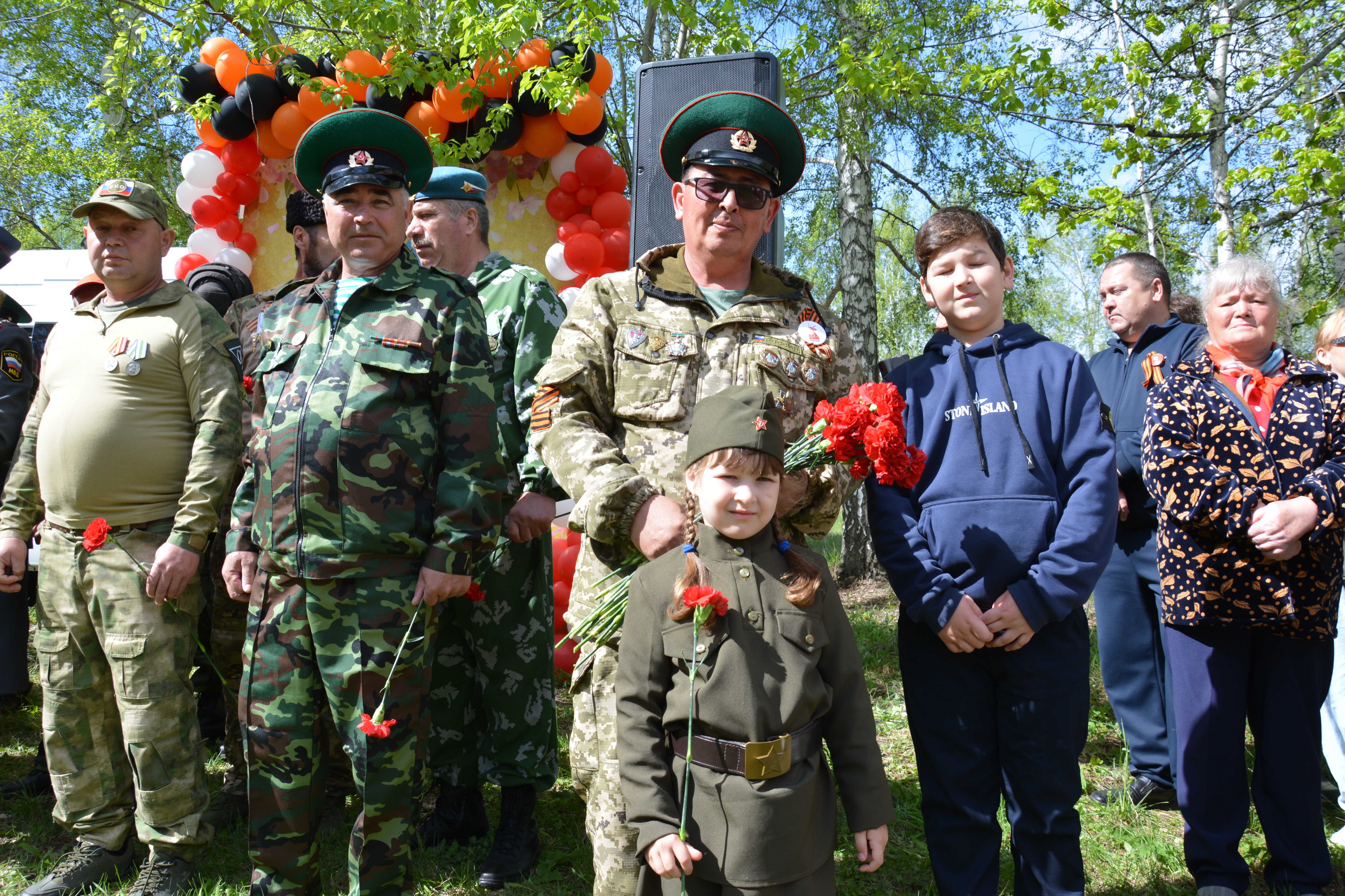 Помните, через года, через века, помните...